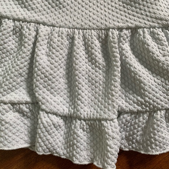 Urban Outfitters Off-Shoulder Ruffled Crop Top-Med - Picture 7 of 9